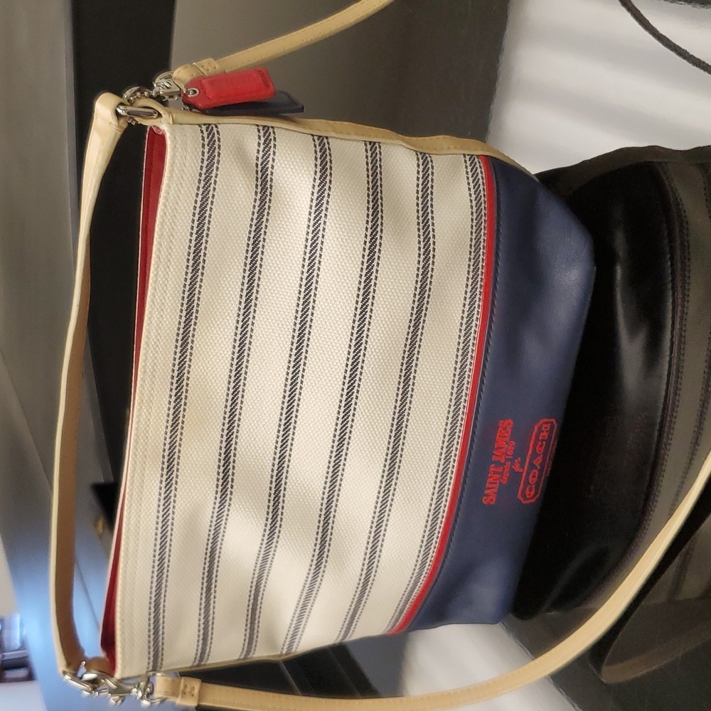 Coach Saint James Crossbody - Picture 4 of 16